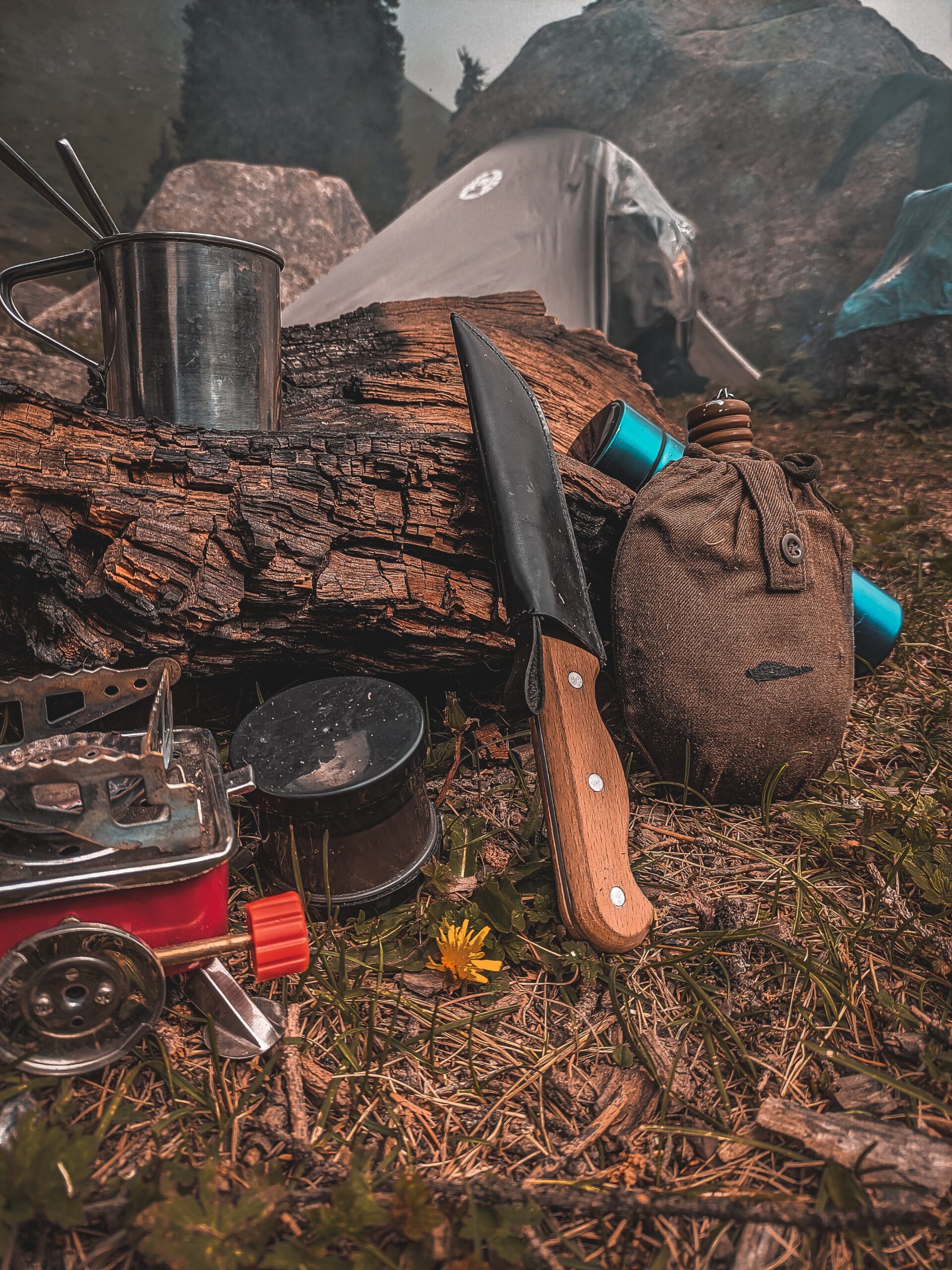 10 Essential Items to Pack for Your Next Camping Trip